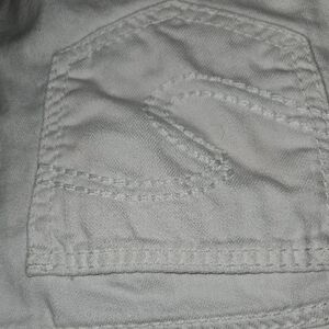 Silver Jeans Co. White Capri